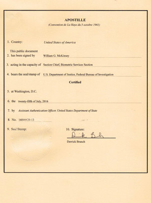 Apostilla federal real emitida por el Departamento de Estado de EE.UU. para un antecedente del FBI